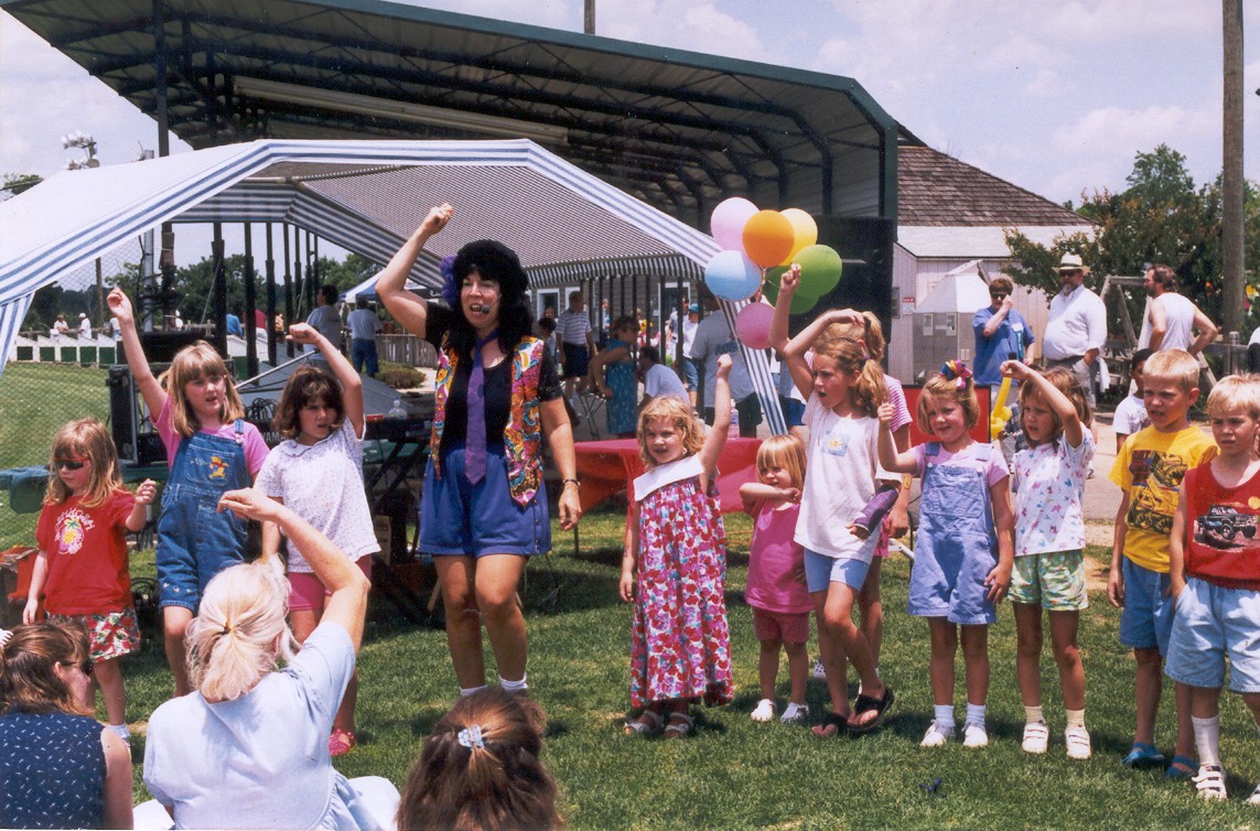 Betsy Q Photo/Video Album BetsyQ