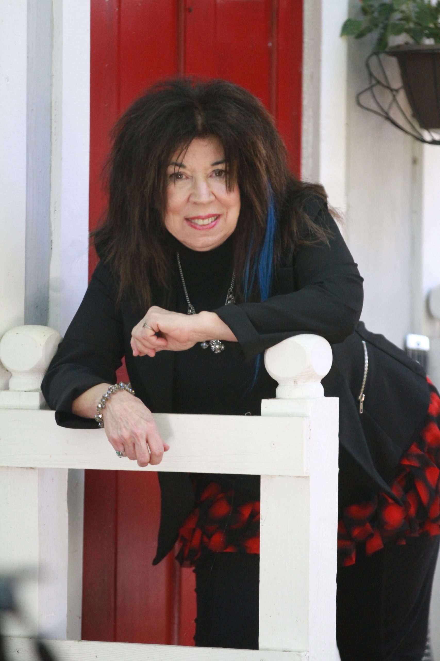 Betsy Q Photo/Video Album BetsyQ